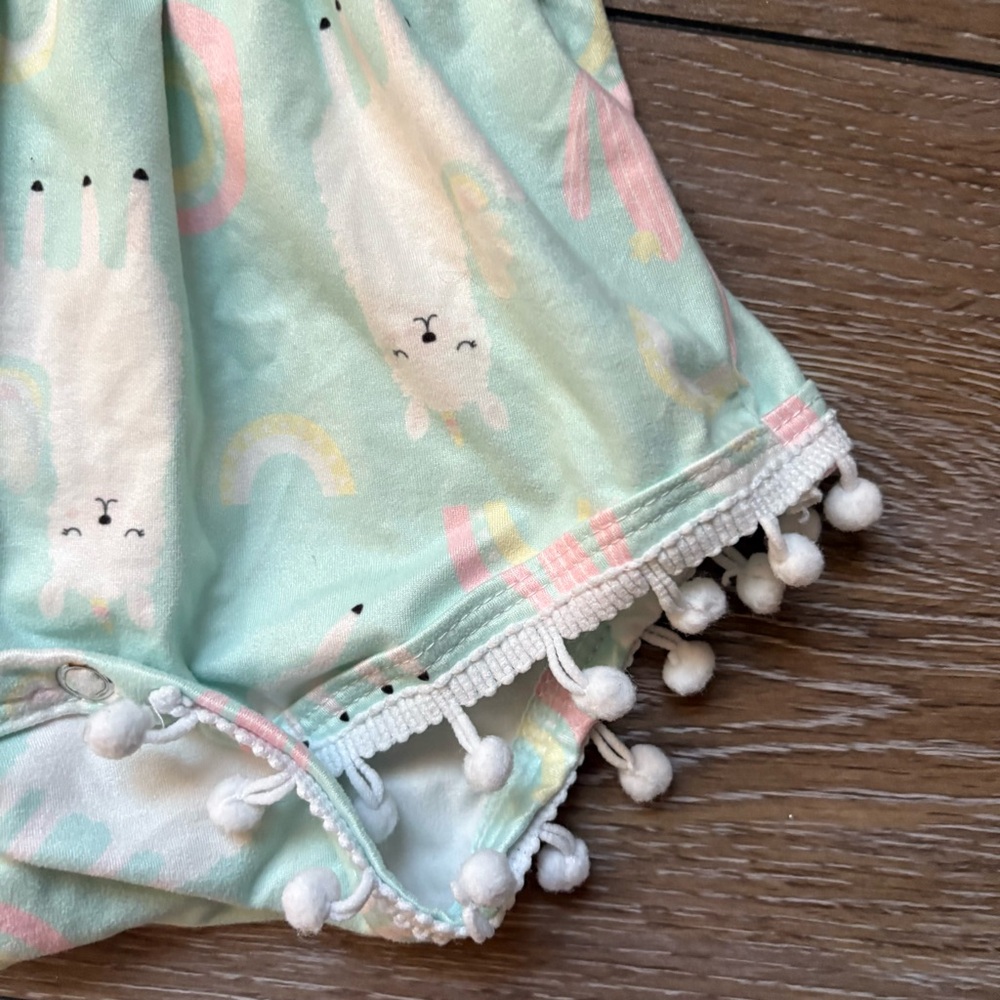 Mila & Rose Llama Romper With Pom‎ Pom Trim - Picture 2 of 3